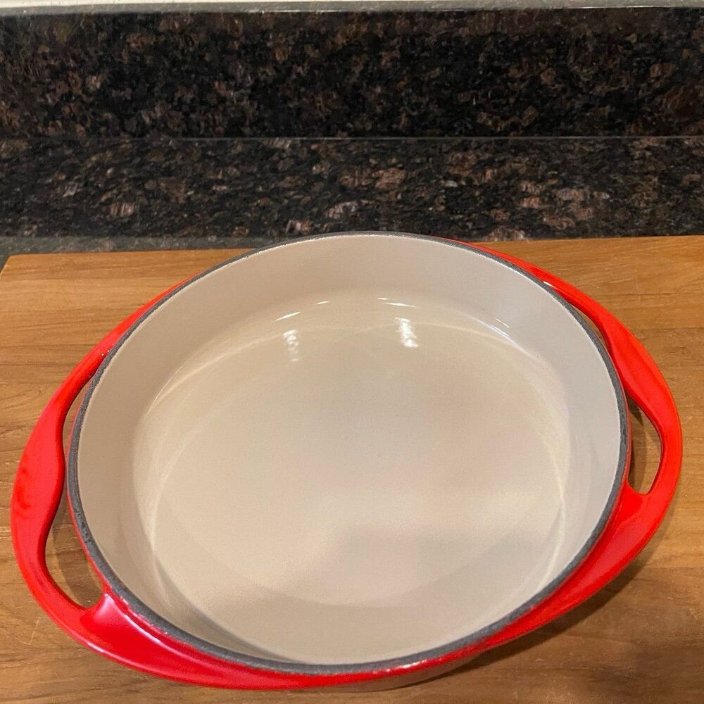 Le Creuset Enameled Cast Iron Tarte Tatin Dish - Picture 2 of 8